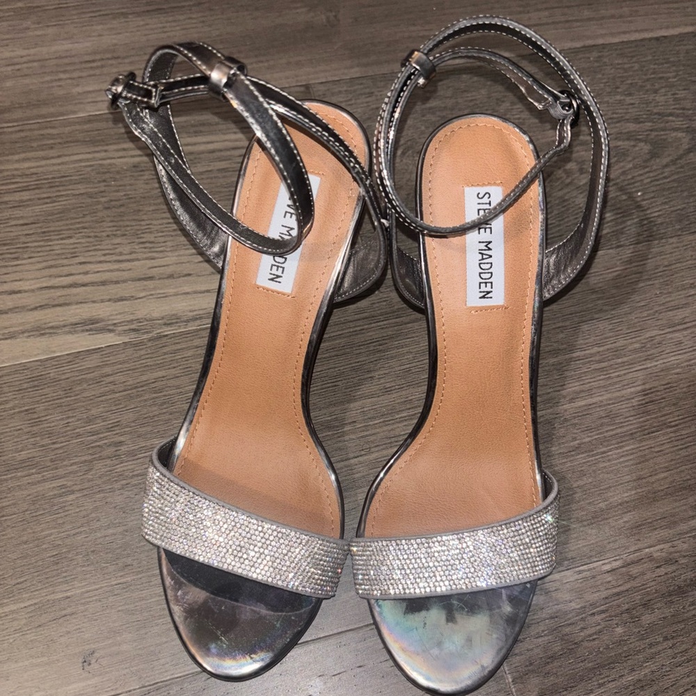 Steve Madden Metallic Silver Heels